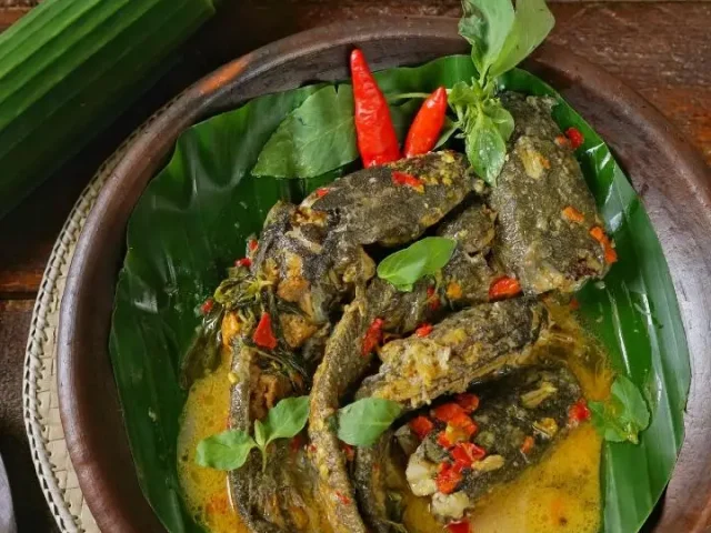 mangut lele lawuh luweng kayu