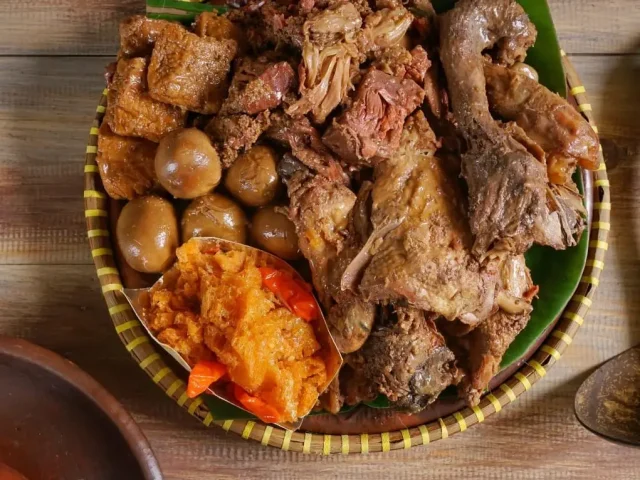 gudeg nangka khas Jogja Luweng Kayu